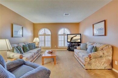 1969 Septiembre Dr, El Paso, TX 79935 - photo 7