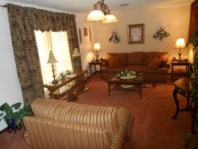 2724 Cornstalk Ave, Ashville, OH 43103 - photo 2