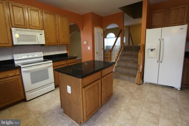 10463 Markby Ct, White Plains, MD 20695 - photo 3