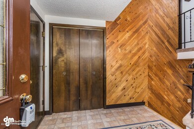 Entryway 4506-SMALL