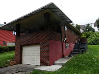 Exterior Front. Enjoy sitting on the shaded fron p