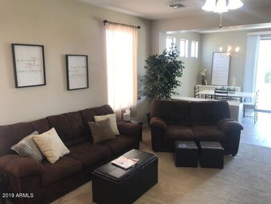 4 LIVING ROOM