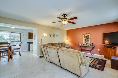 10705 W Hutton Dr, Sun City, AZ 85351 - photo 5