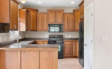 10232 Florida Ln, Crown Point, IN 46307 - photo 7