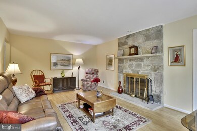 30 Stonegate Dr, Silver Spring, MD 20905 - photo 4