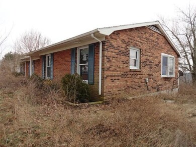 2705 Oregon Rd, Versailles, KY 40383 - photo 2
