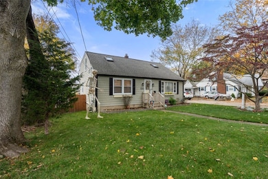 257 Orchard St, Woonsocket, RI 02895 - photo 4