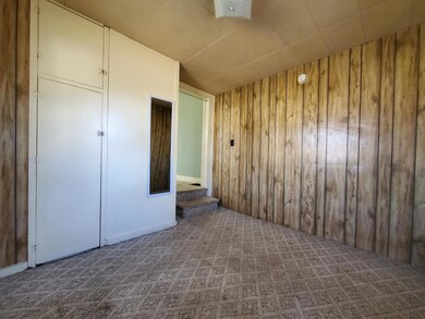 upper Bedroom