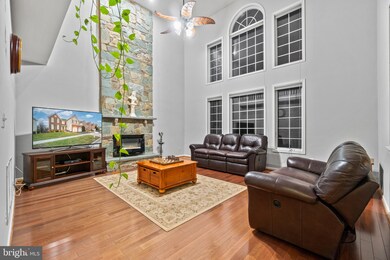 25432 Carrington Dr, Chantilly, VA 20152 - photo 5