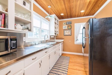 807 5th St, Ann Arbor, MI 48103 - photo 5