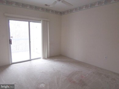 9114 Groffs Mill Dr, Owings Mills, MD 21117 - photo 6