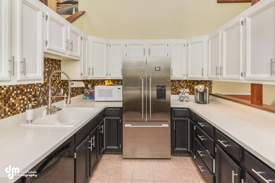 Kitchen-6822-FULL
