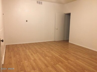 1004 N Williamson Ave, Winslow, AZ 86047 - photo 5