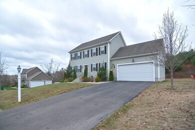 67 Glenside Dr, Blackstone, MA 01504 - photo 3