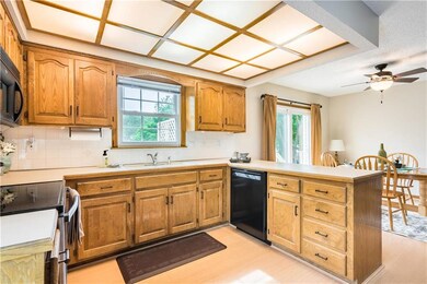 4752 Halsey St, Shawnee, KS 66216 - photo 5