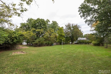 498 Blue Ridge Ave, Piscataway, NJ 08854 - photo 5