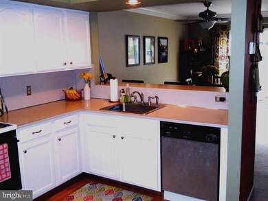 559 Creekside Dr, Souderton, PA 18964 - photo 6