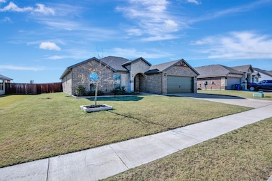 4808 Avion Dr, Sanger, TX 76266 - photo 2