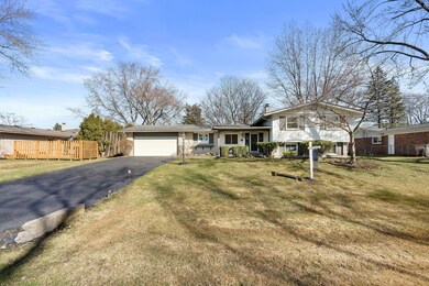 6617 Mellow Wood Ln, West Bloomfield, MI 48322 - photo 3