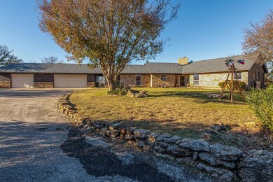 105 Scott Ln, Weatherford, TX 76085 - photo 2