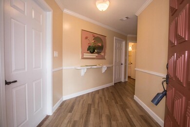 020-Entry Foyer