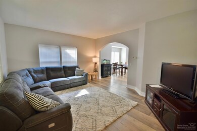 21381 Oakview Dr, Bend, OR 97701 - photo 6