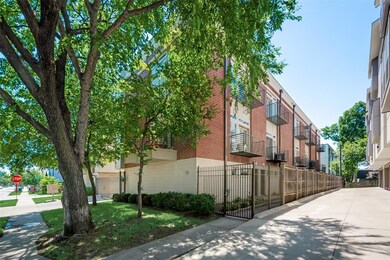 5618 Lindell Ave unit 5, Dallas, TX 75206 - photo 2