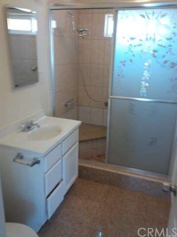 1106 E 121st Place, Los Angeles, CA 90059 - photo 3