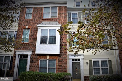 42808 Flannigan Terrace, Chantilly, VA 20152 - photo 2