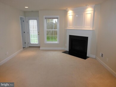 2157 Oberlin Dr unit 134A, Woodbridge, VA 22191 - photo 4