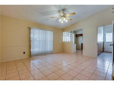 330 Maricela Dr, El Paso, TX 79915 - photo 7