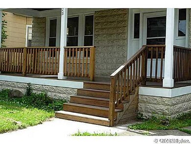 Porch - Open.