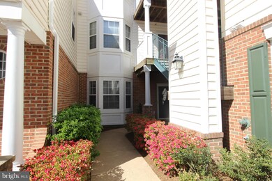 43114 Watercrest Square unit 102, Chantilly, VA 20152 - photo 2