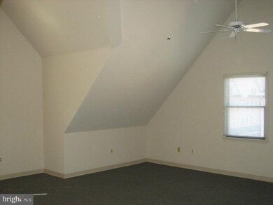 535 Main St unit 415, Laurel, MD 20707 - photo 3