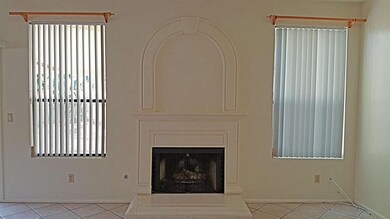 228 W Vera Ln unit II, Tempe, AZ 85284 - photo 6