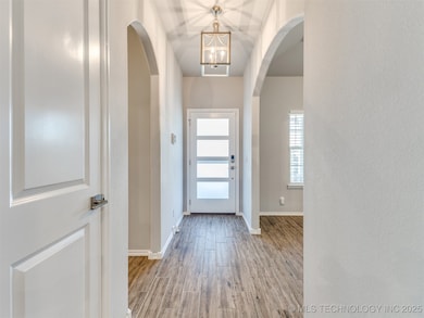 7809 S Redbud Ave, Broken Arrow, OK 74011 - photo 5