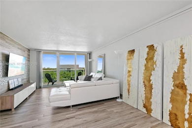 Arlen House unit 625, Sunny Isles Beach, FL 33160 - photo 4