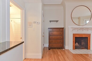 511 Beacon St unit 6, Boston, MA 02215 - photo 4