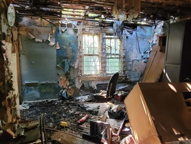 1112 Johnson St, Gary, IN 46407 - photo 5