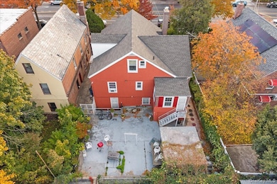 945 E 222nd St, Bronx, NY 10469 - photo 7