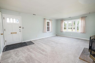 900 S Broadleigh Rd-43