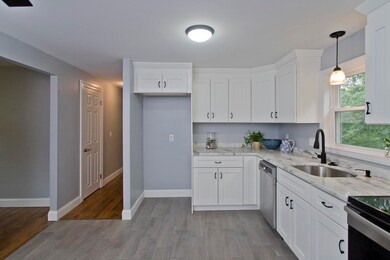 20 Longview Dr, Florence, MA 01062 - photo 7