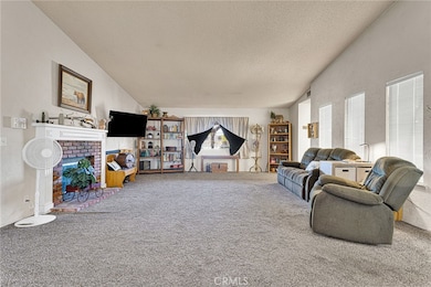 14609 Olivera Rd, Victorville, CA 92392 - photo 5