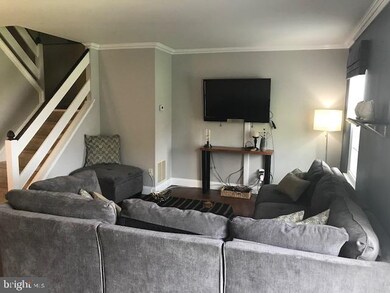 652 Kenney Ln, Brookhaven, PA 19015 - photo 3