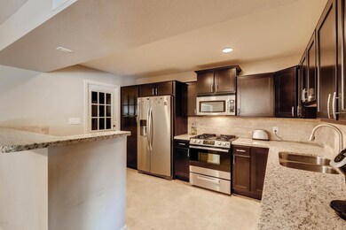 3446 E Co-007-13-Kitchen-MLS_Size