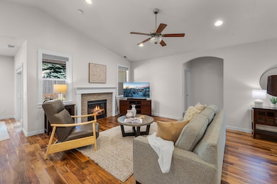 1830 NE Janice Way, Bend, OR 97701 - photo 6