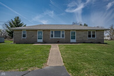 6954 S Jonesville Rd, Columbus, IN 47201 - photo 4