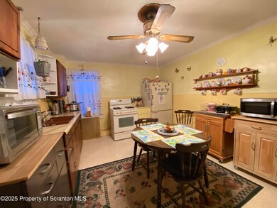 433 N 9th Ave, Scranton, PA 18504 - photo 6