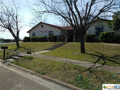 2001 Morrow Dr, Copperas Cove, TX 76522 - photo 2