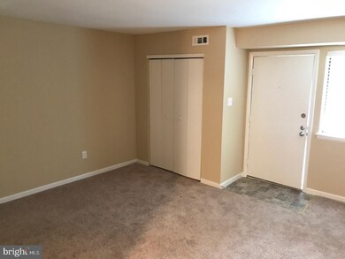 14 Trowbridge Ln, Clementon, NJ 08021 - photo 3